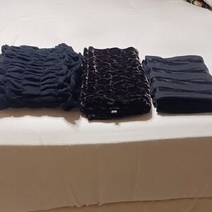 SCARF WOMEN LOT OF 3.